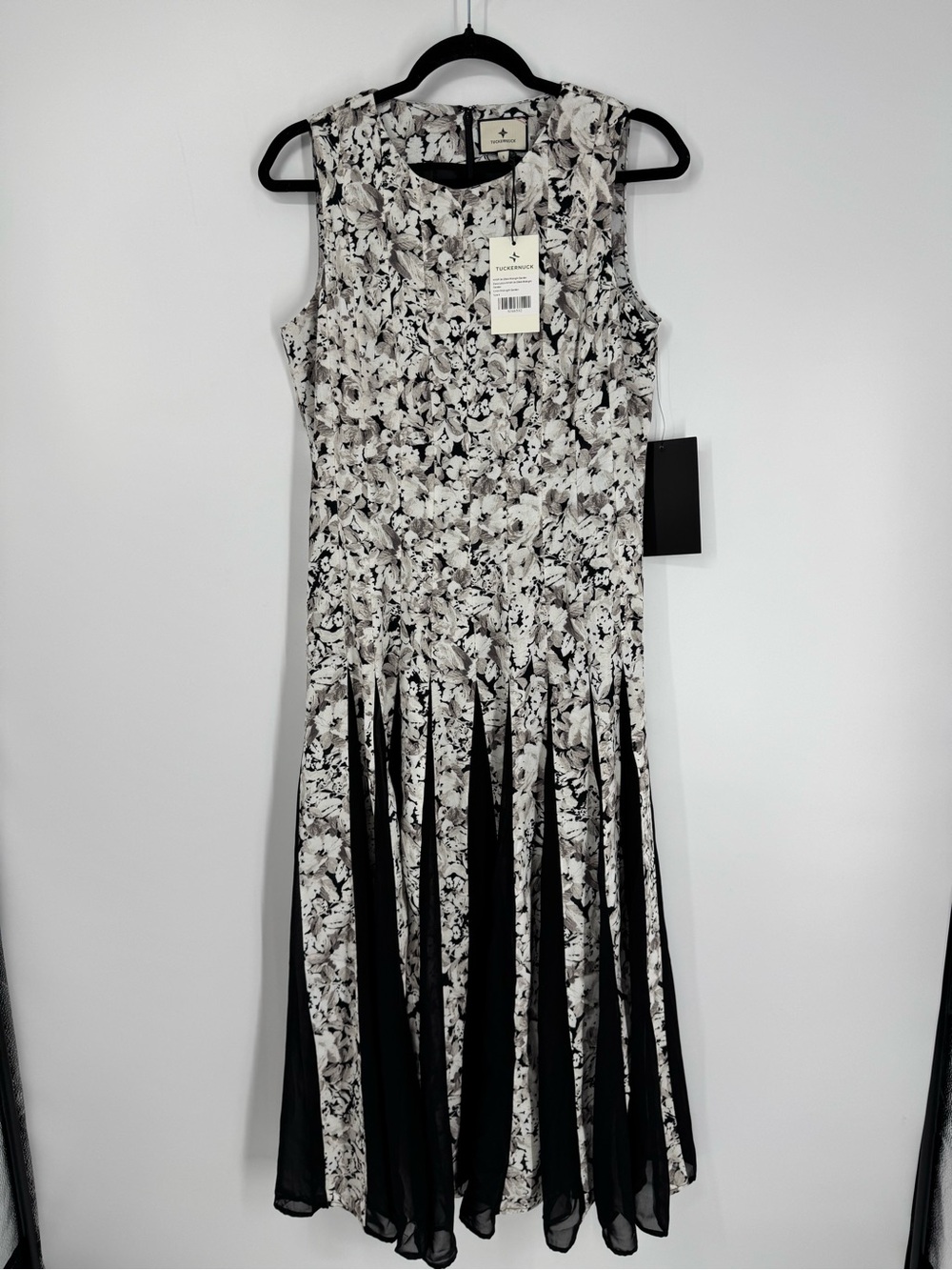 NWT Tuckernuck Gray Gardens Andi Dress Floral Pleated Skirt Sleeveless Midi Sz 4 - Picture 3 of 13